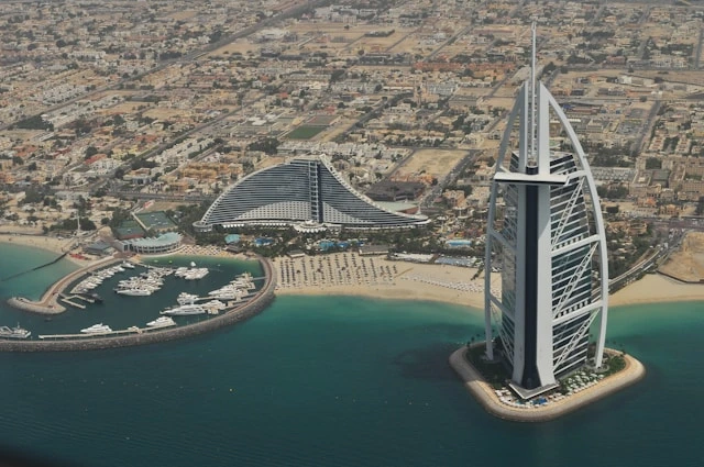 dubai holiday tour packages with tamara and tabby