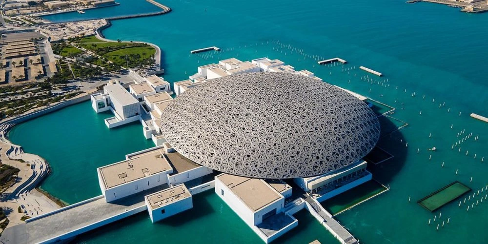 the Louvre Abu Dhabi ticktes with tamara or tabby